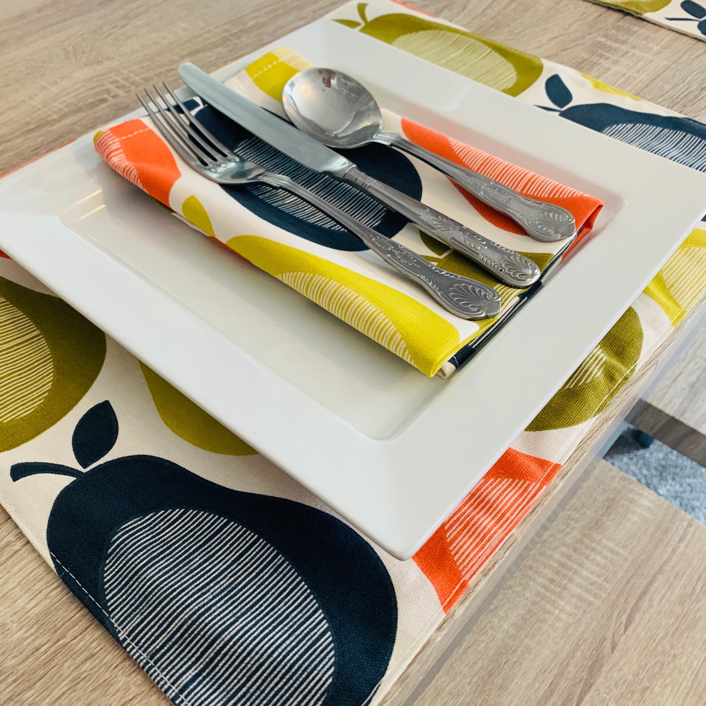 Colourful Pear Print Placemats, Napkins, BBQ Outdoor Dining, Bright Summer Table Linen, Retro kitchen accessories