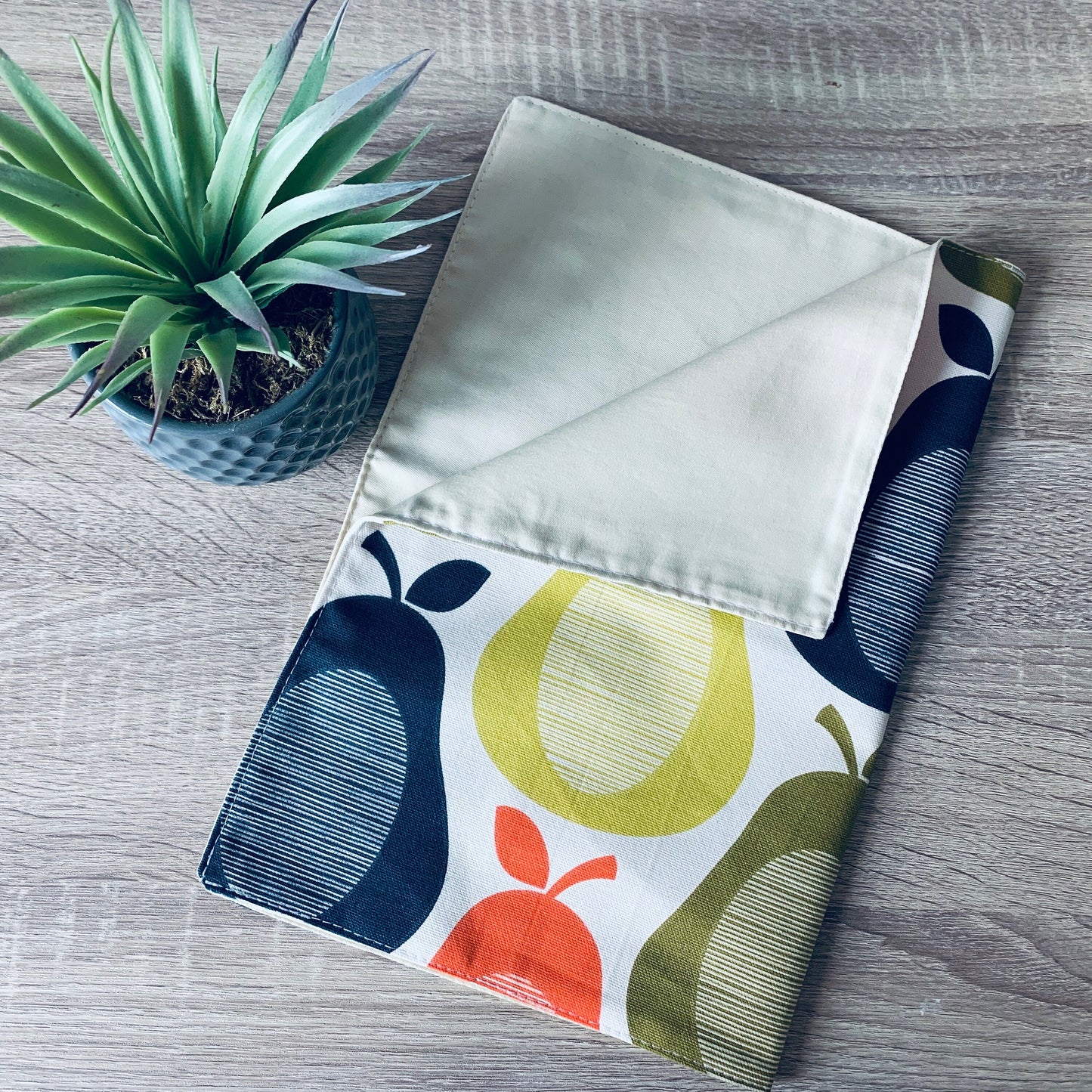 Colourful Pear Print Placemats, Napkins, BBQ Outdoor Dining, Bright Summer Table Linen, Retro kitchen accessories