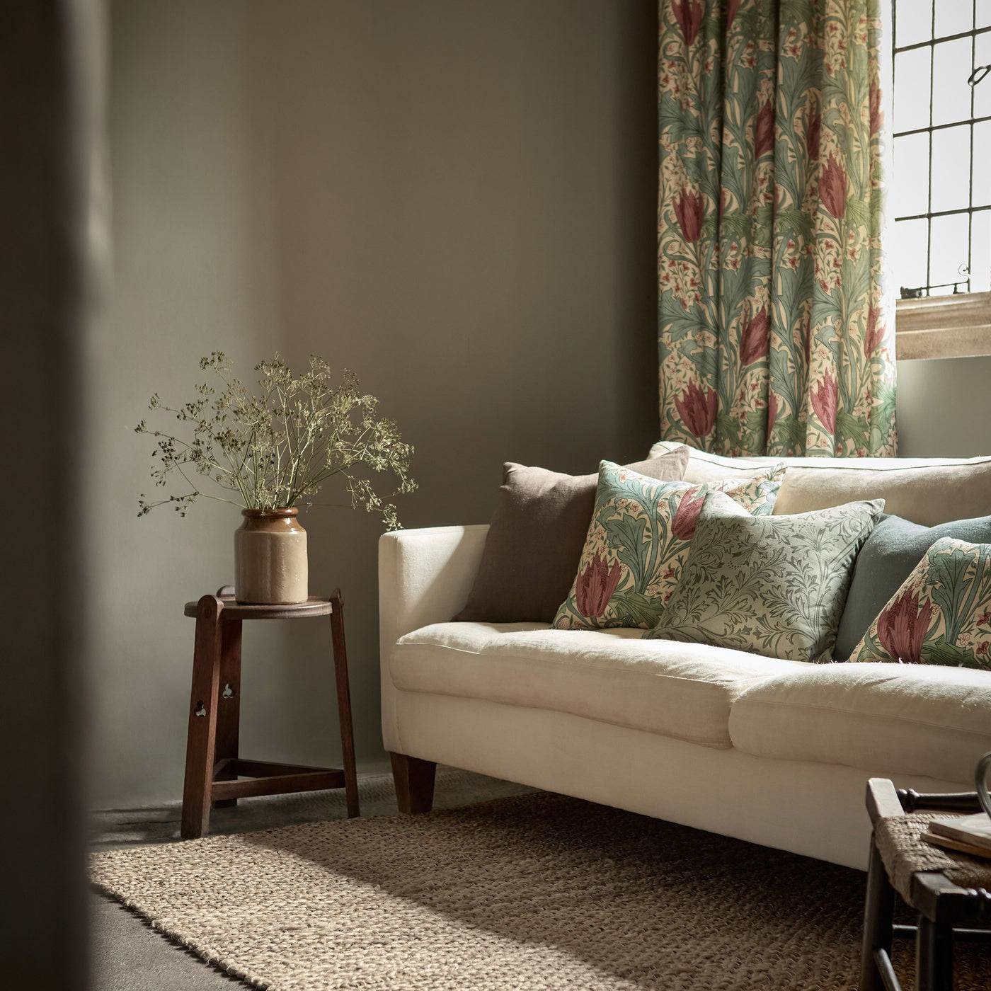 Morris Lent Lily Plum/Bayleaf Roman Blind