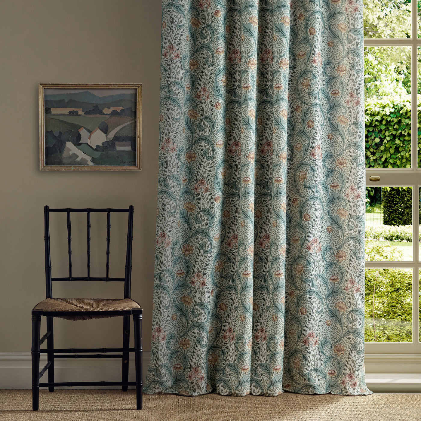 Morris Wild Tulip & Vine Beayleaf/Ochre Roman Blind
