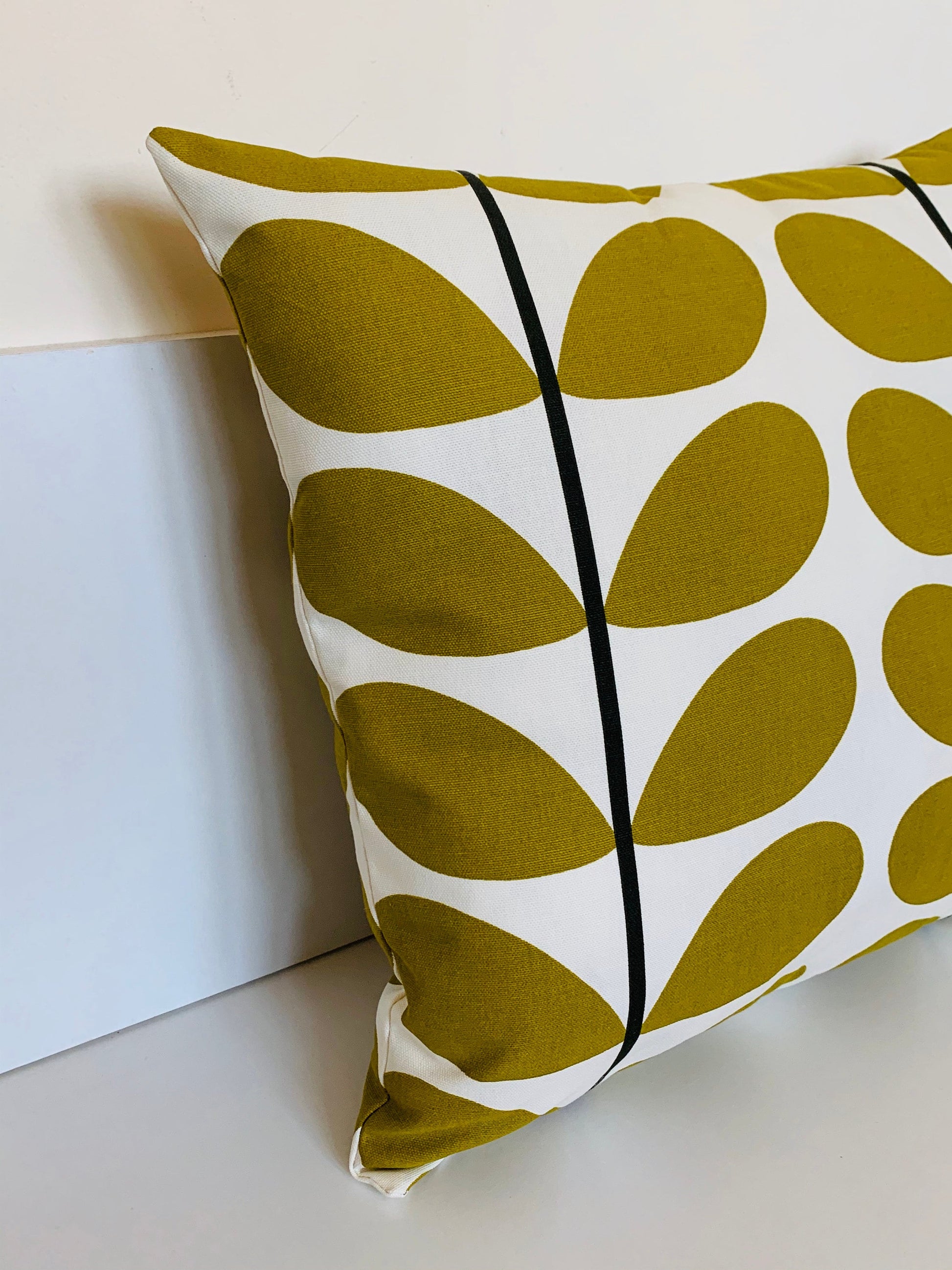 Olive Linear Stem Orla Kiely Retro Cushion Covers, Retro Funky Home Decor Zip Closing Scatter Cushion Mid Century Scandi Print