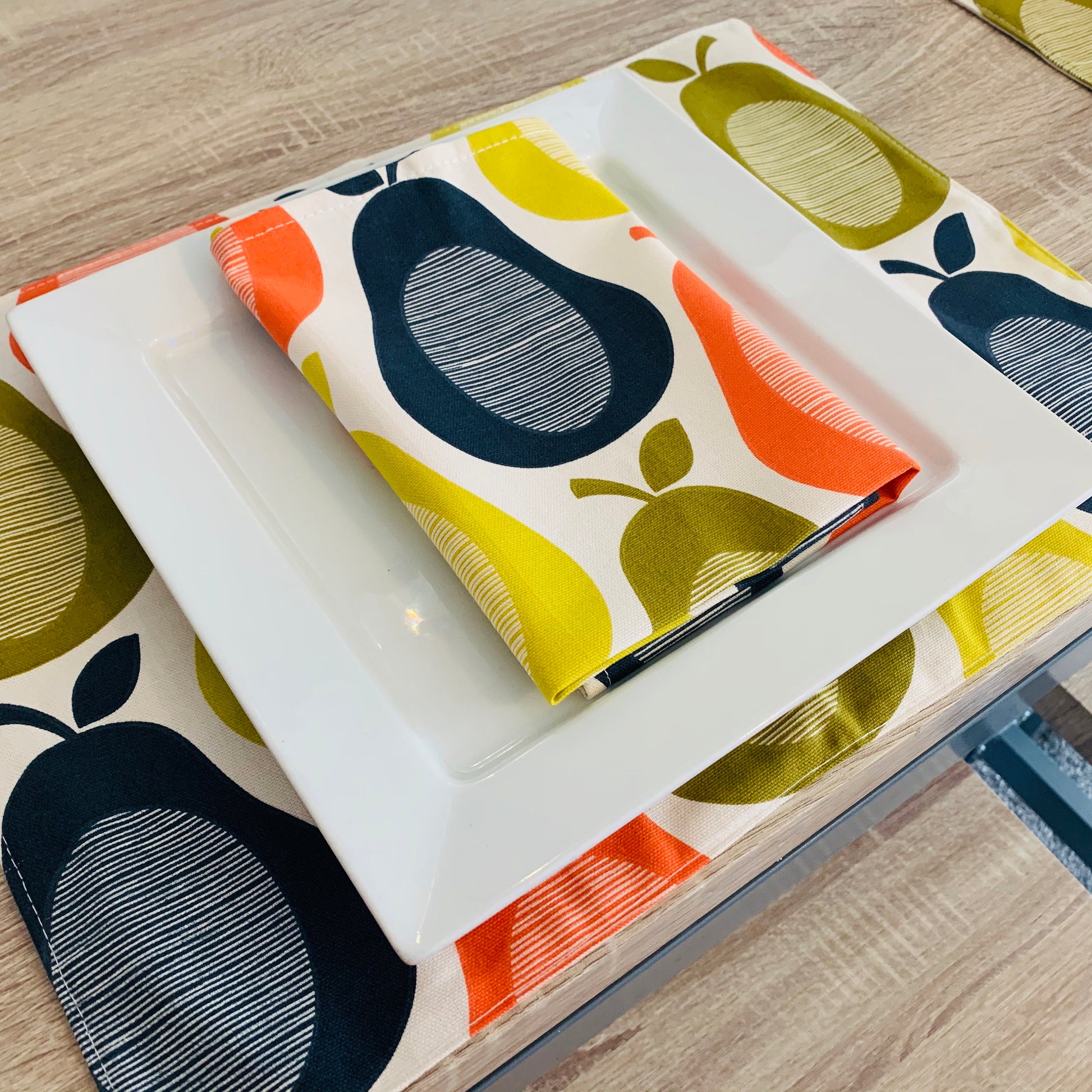 Colourful Pear Print Placemats, Napkins, BBQ Outdoor Dining, Bright Summer Table Linen, Retro kitchen accessories