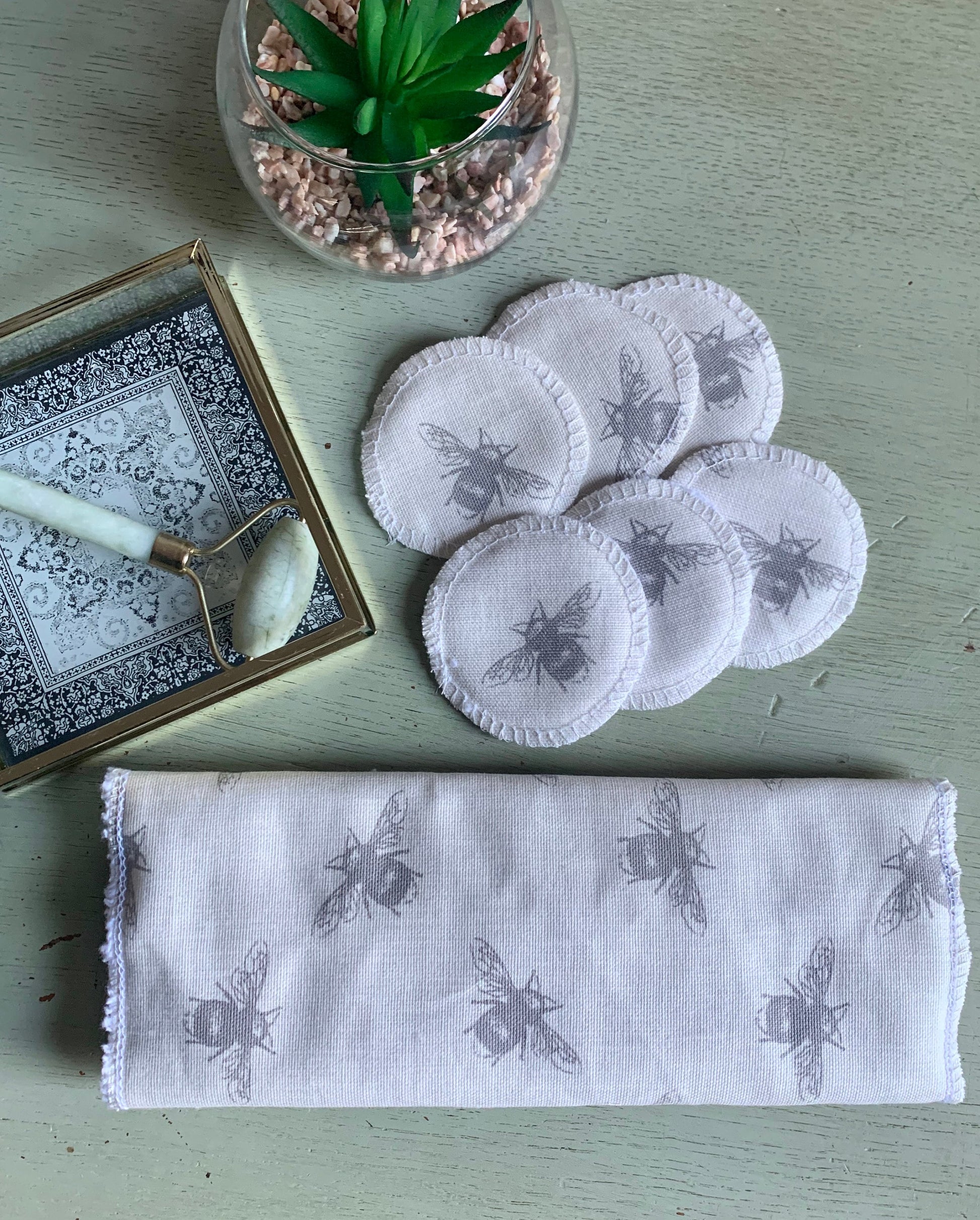 Ivory Bee Eco-Friendly Reusable Makeup Pads & Face Cloths | Double-Sided with Terry Towelling Fabrics | Sustainable Skincare Essentials