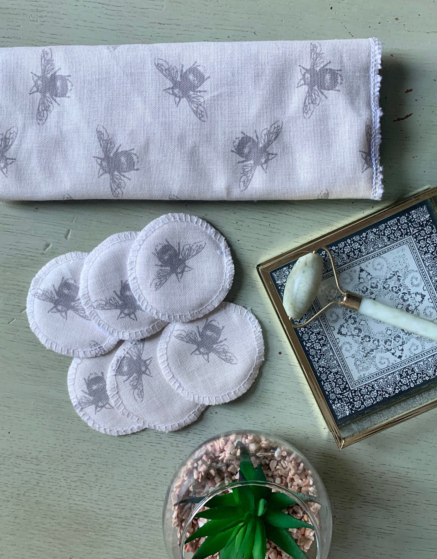 Ivory Bee Eco-Friendly Reusable Makeup Pads & Face Cloths | Double-Sided with Terry Towelling Fabrics | Sustainable Skincare Essentials