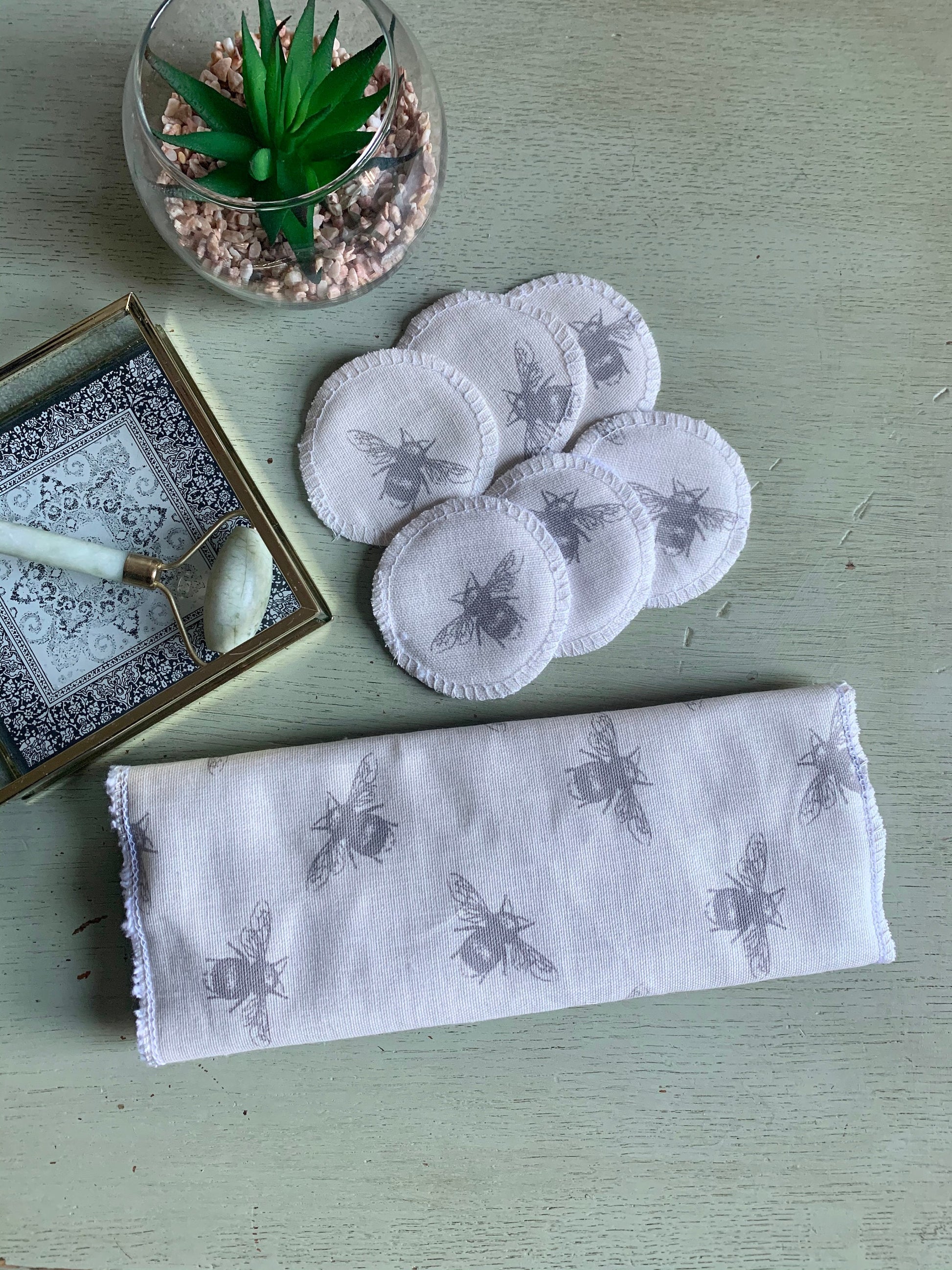 Ivory Bee Eco-Friendly Reusable Makeup Pads & Face Cloths | Double-Sided with Terry Towelling Fabrics | Sustainable Skincare Essentials