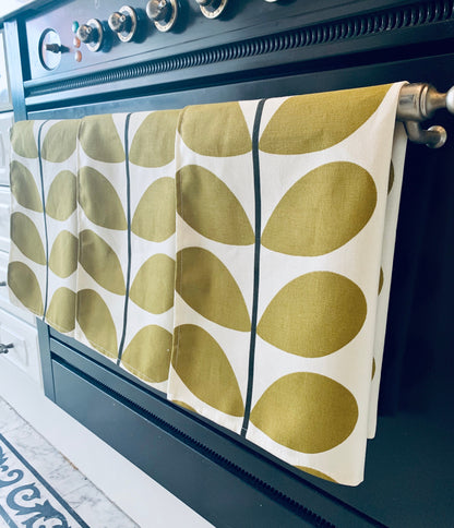 Orla Kiely Olive Stem Tea Towels: Retro Kitchen Decor
