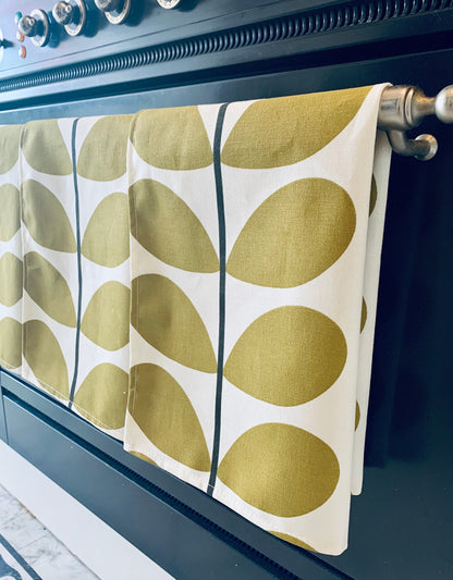 Orla Kiely Olive Stem Tea Towels: Retro Kitchen Decor