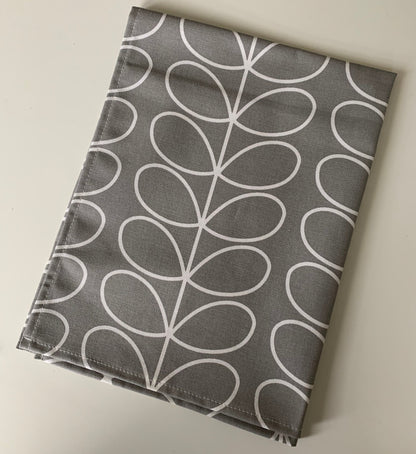 Orla Kiely Silver Stem Tea Towels: Retro Kitchen Decor